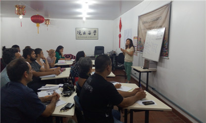 马志红老师讲课中.jpg