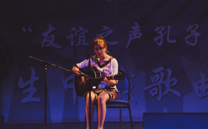 图片3:吉他弹唱.jpg
