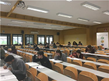 图3:HSK考试现场.jpg