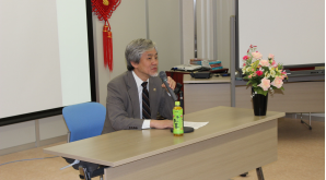 卢涛教授为冈山当地汉语教师及学员做讲座.png